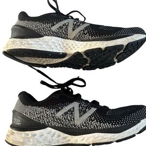 New Balance Women's Fresh Foam 880v10 Running Shoes Black